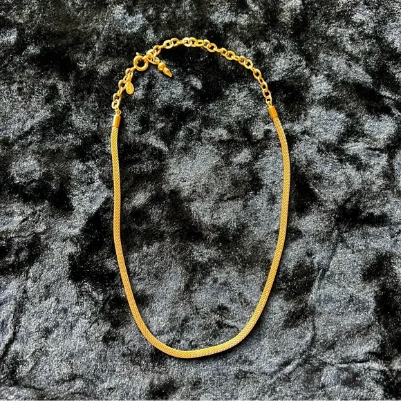 Vintage Premier Designs Gold‑Tone Round Woven Mesh Chain Choker - Picture 3 of 6